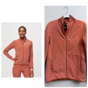 FIGS x PrimaLoft On-Shift Fleece Jacket in Orange Size Small PO 2846